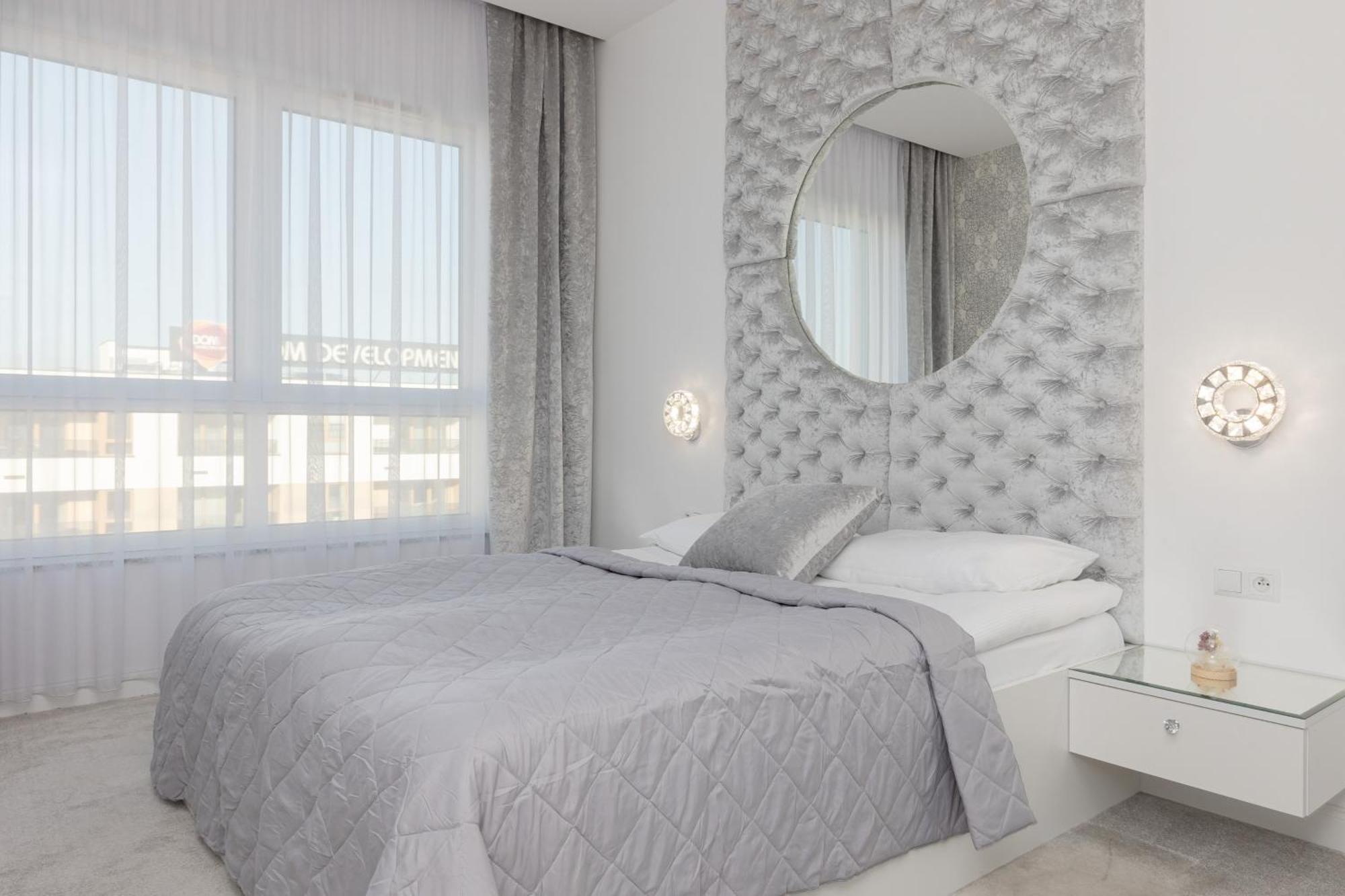 Elegant Apartments With Balcony & Parking Warsaw By Noclegi Renters Exterior photo